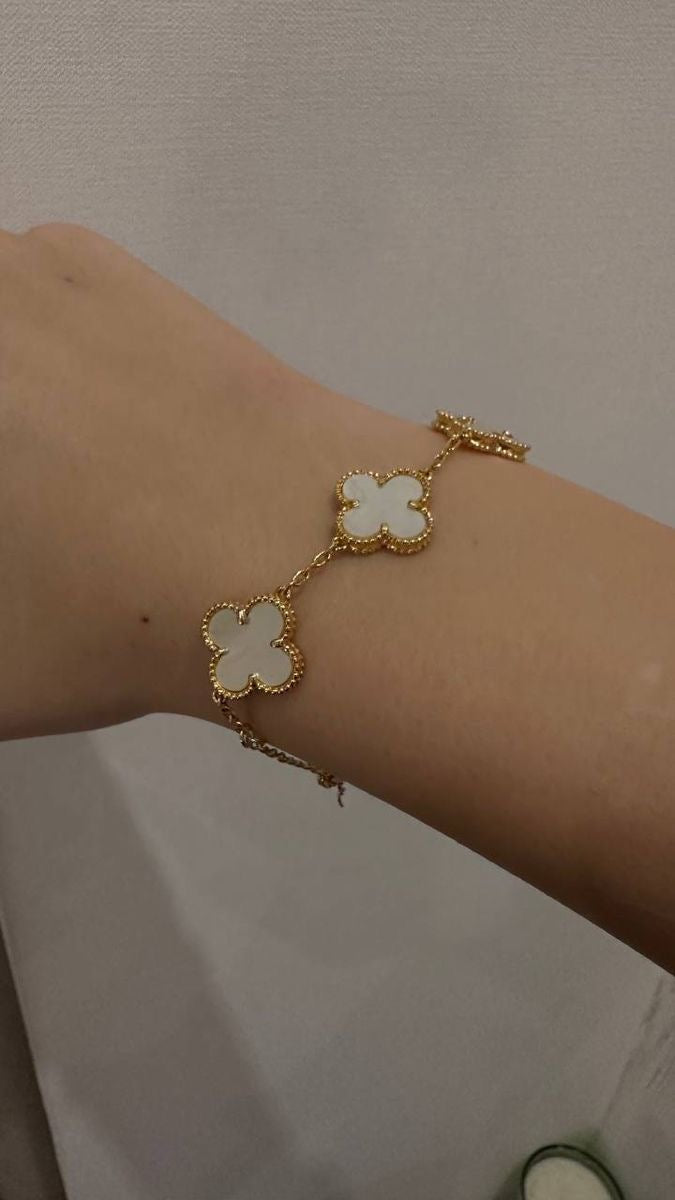 White clover bracelet