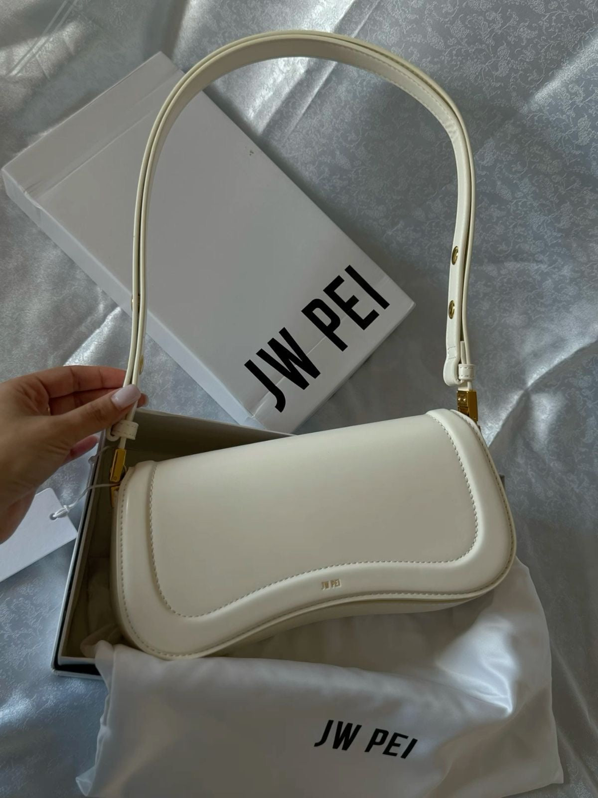 JW PEI Joy Bag with Brand Box
