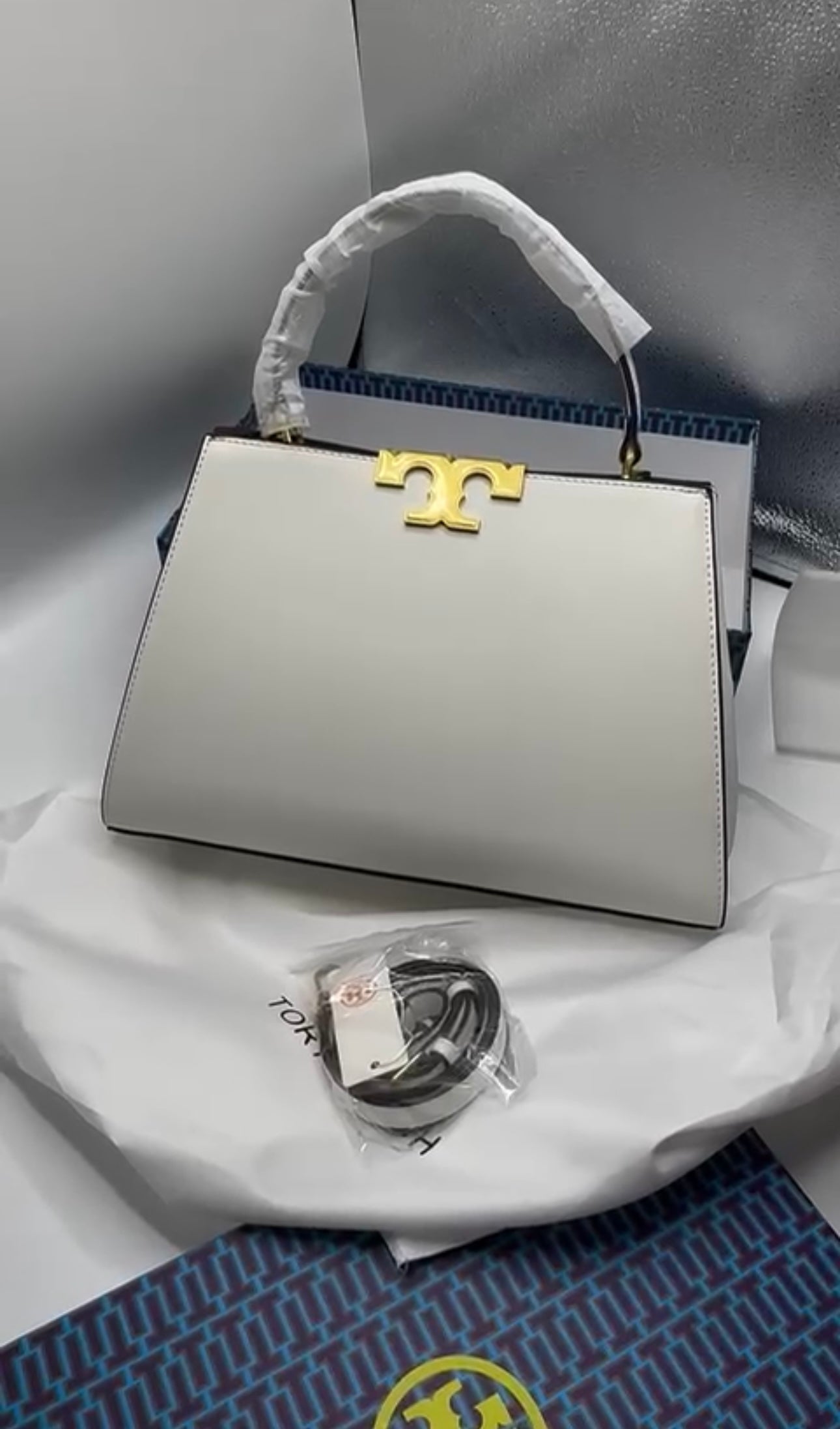 TORY BURCH Handbag with Brand Box