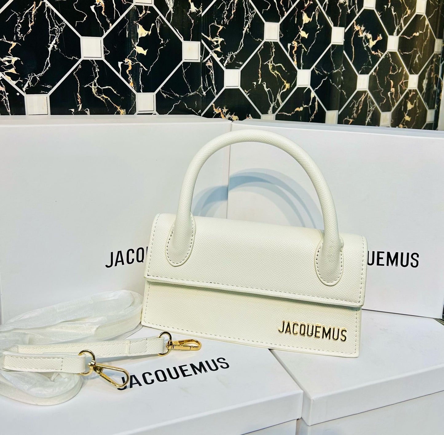 JACQUEMUS Bag with Brand Box