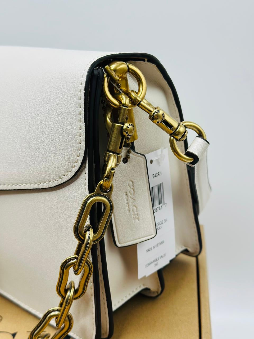 Coach High Quality with Brand Box