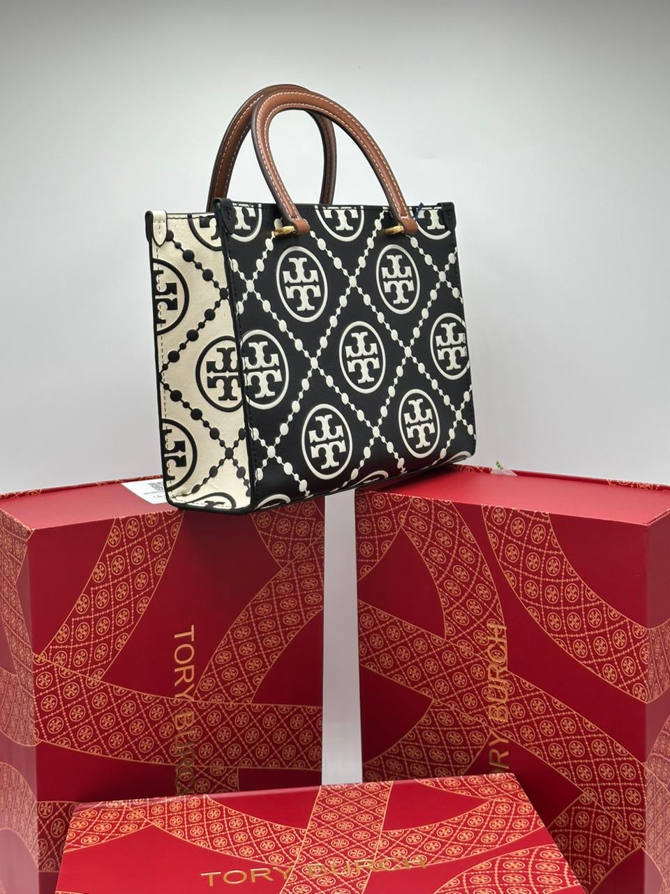 Tory Burch Medium Tote with Brand Box