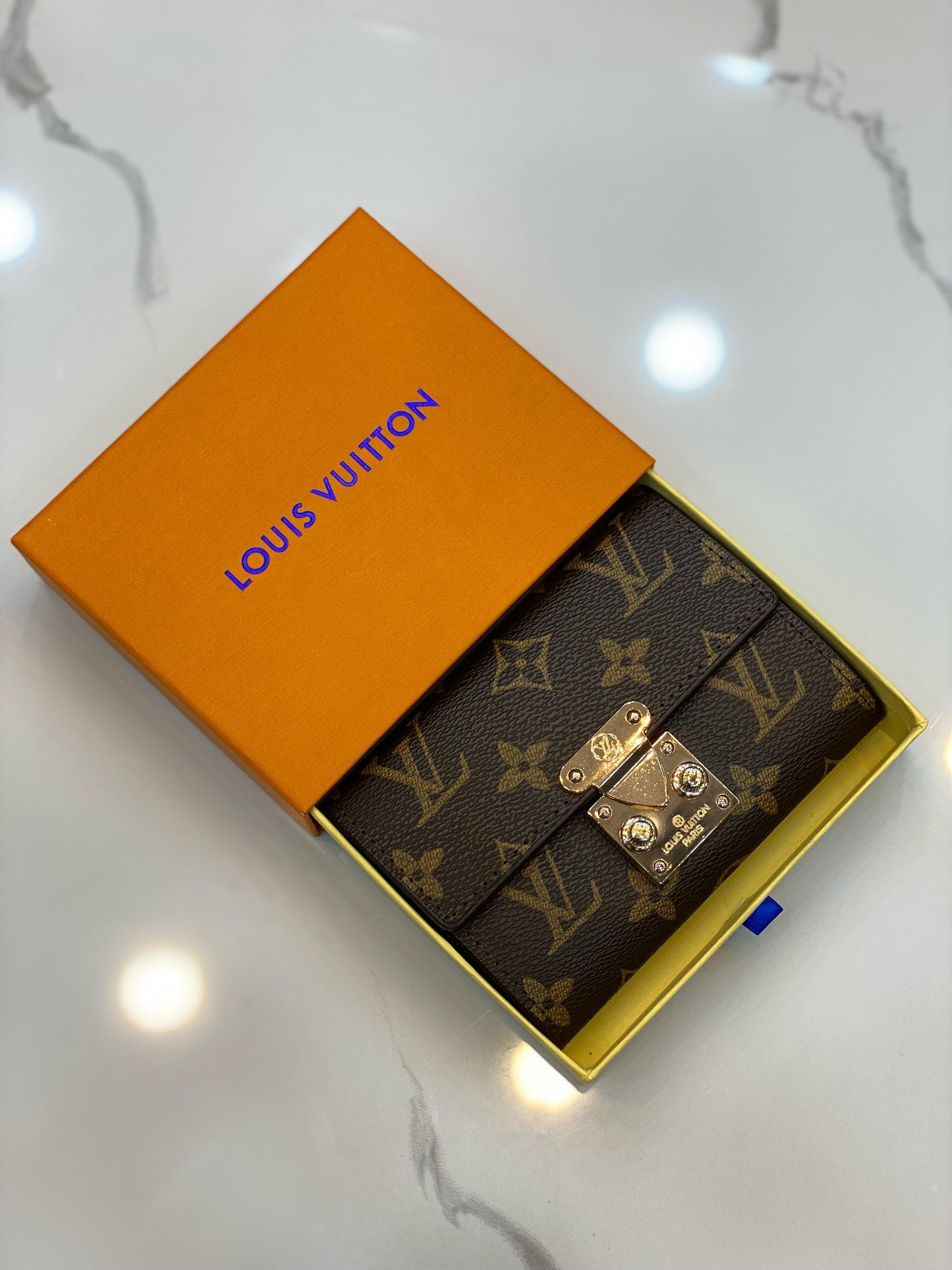 LV Cardholder/Wallet