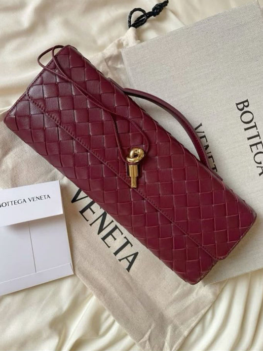 Bottega Veneta Andiamo Clutch