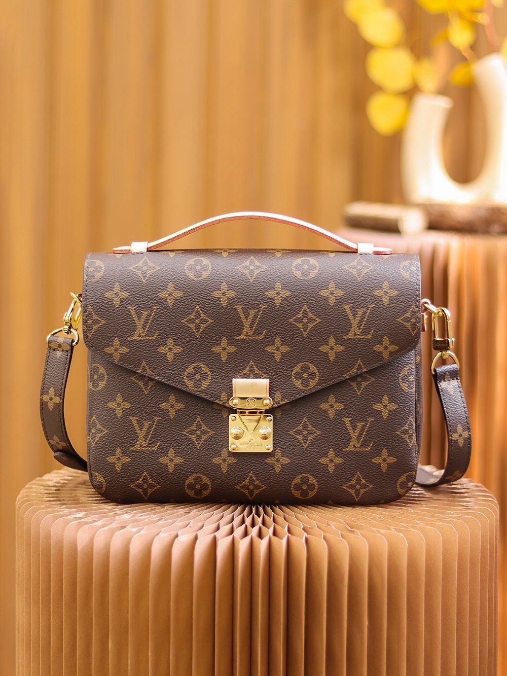 Louis Vuitton Pochette Metis with Brand Box