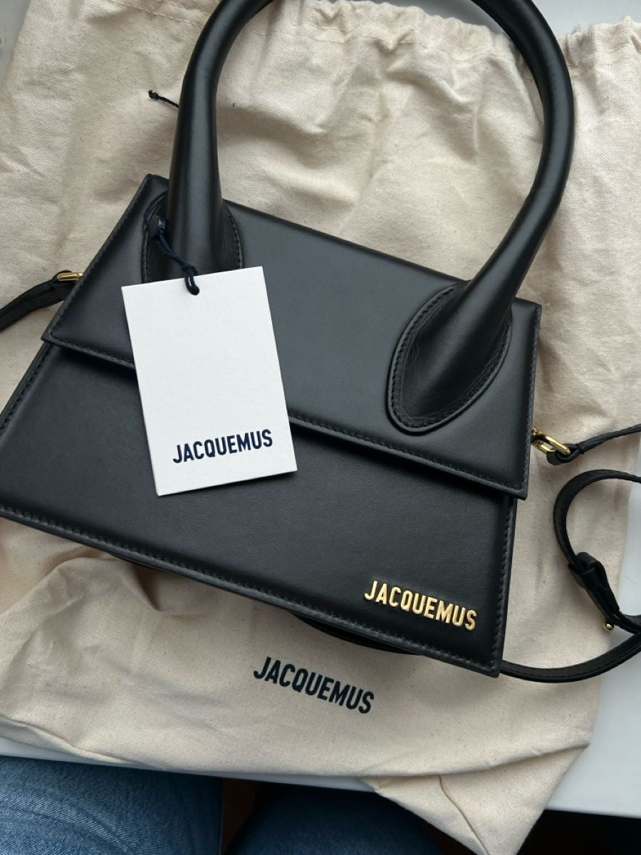 JACQUEMUS Bag with Brand Box