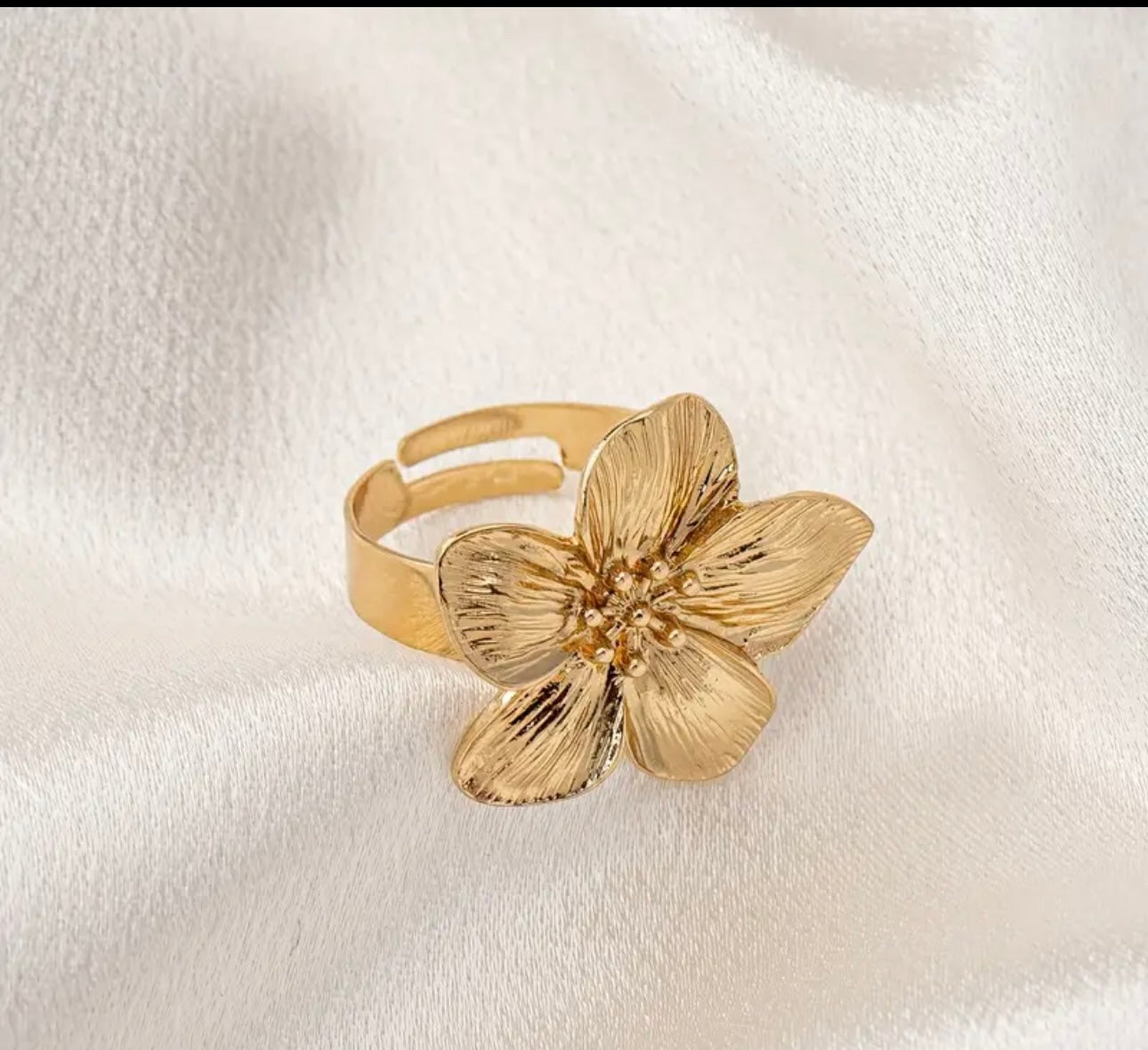 Floral ring