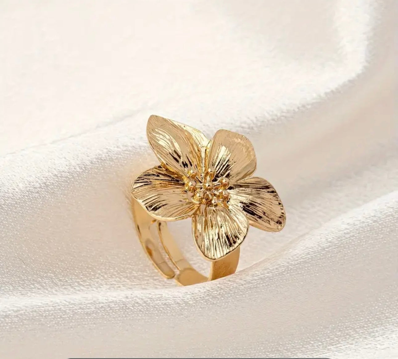 Floral ring