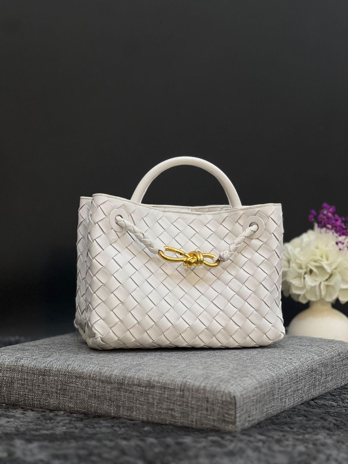 BOTTEGA VENETA BV Andioma Bag