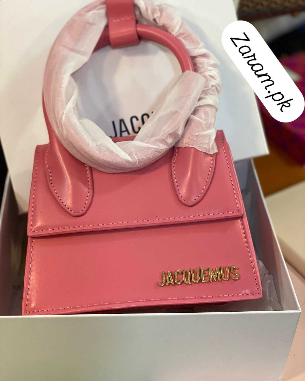 JACQUEMUS Bag with Brand Box