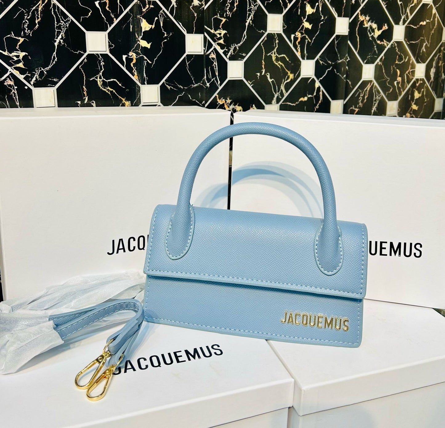 JACQUEMUS Bag with Brand Box