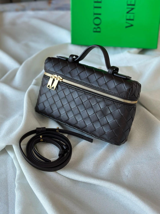 Bottega Veneta Bang Bang Vanity Bag with Brand Box