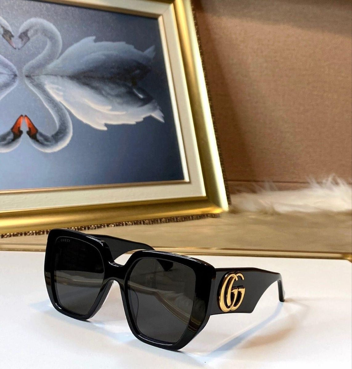 GUCCI Sunglasses with Brand Box